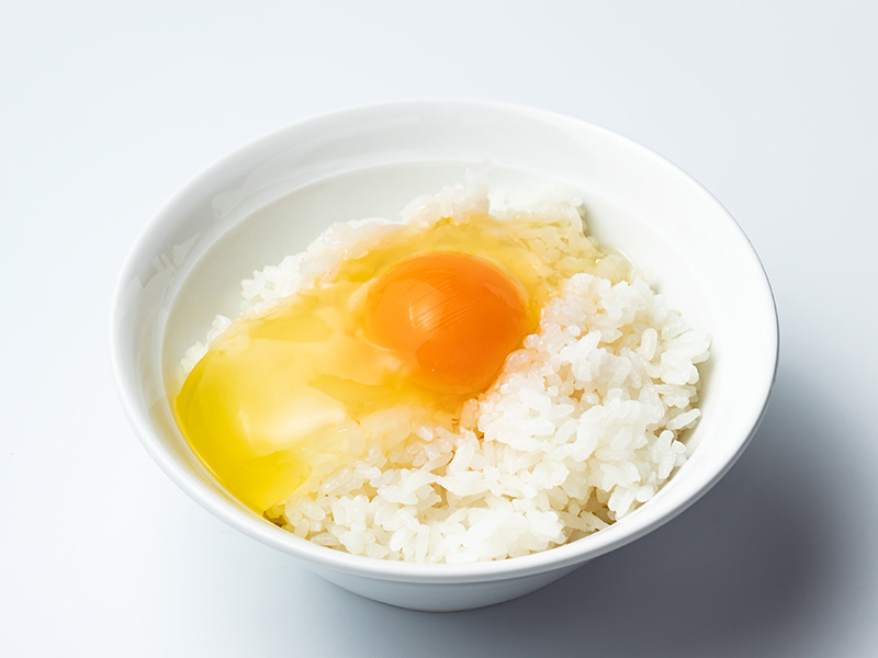 北坂養鶏場の卵かけご飯